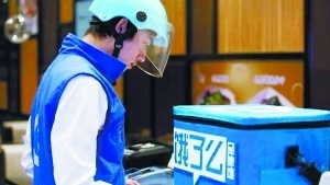 外賣提價(jià)再銷售，平臺(tái)信譽(yù)遭質(zhì)疑