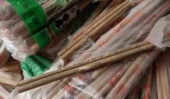 1毫克就能致癌！你在餐廳用的這種筷子，很可能滋生這種毒素！