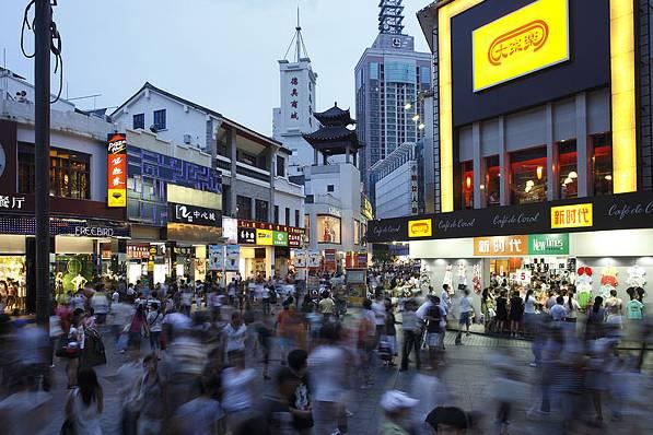 餐廳房租10年上漲5倍，成關(guān)店罪魁禍?zhǔn)祝∪绾闻c房東談判不漲租金？
