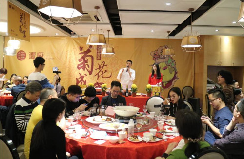 譚廚首屆“菊花盛宴”圓滿結束，引來數(shù)萬粉絲圍觀直播！|餐飲界