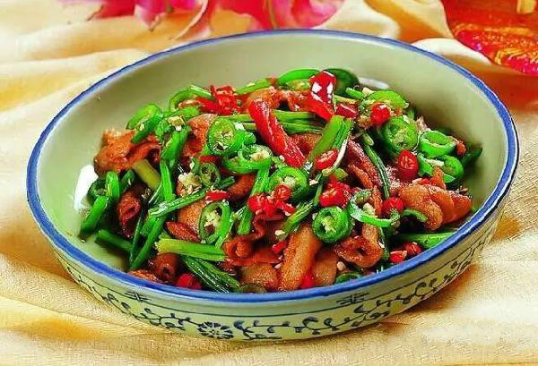 招牌菜不賣免費(fèi)送，老板卻還年賺100萬