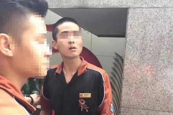 顧客催拿餐牌被服務(wù)員打？餐廳做到這樣才不會被投訴|餐飲界