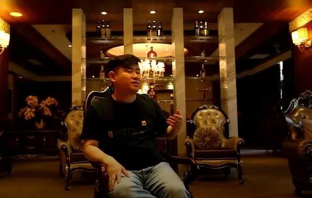從車庫賣烤鴨到做外賣年入3億，揭秘金百萬新三板背后的舍棄與思考|餐飲界