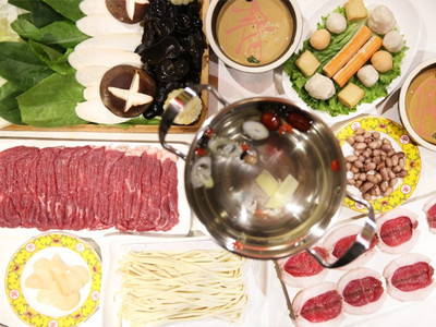 一鍋百味“火拼”廣州火鍋店高熱是“虛火”還是“實(shí)火”？