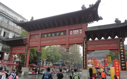南京夫子廟商圈餐飲調查：175個餐飲店鋪集聚，小吃甜品滲透率最高