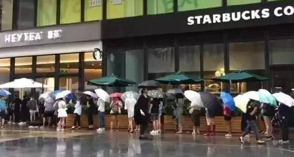 臥底喜茶北京代購群：排隊(duì)沒升級(jí)，黃牛卻“升級(jí)”不少