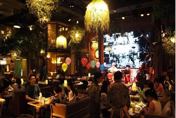 想做到1000+門店，休閑正餐會是突破口嗎？|餐飲界