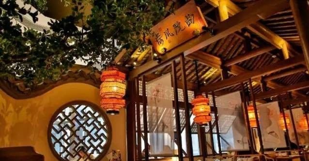 開一家火一家，杭幫菜“現(xiàn)象級”排隊背后的商業(yè)邏輯是啥？|餐飲界