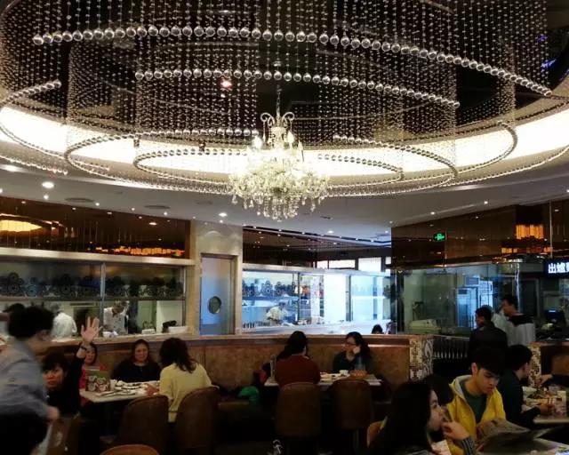 大家樂撤出華東，翠華、稻香業(yè)績下滑……“港式餐飲”怎么了？|餐飲界