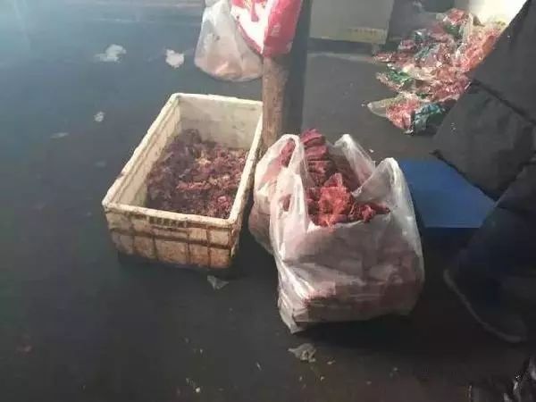 河間“驢肉造假事件”，究竟暴露出什么問(wèn)題？ | 熱評(píng)|餐飲界