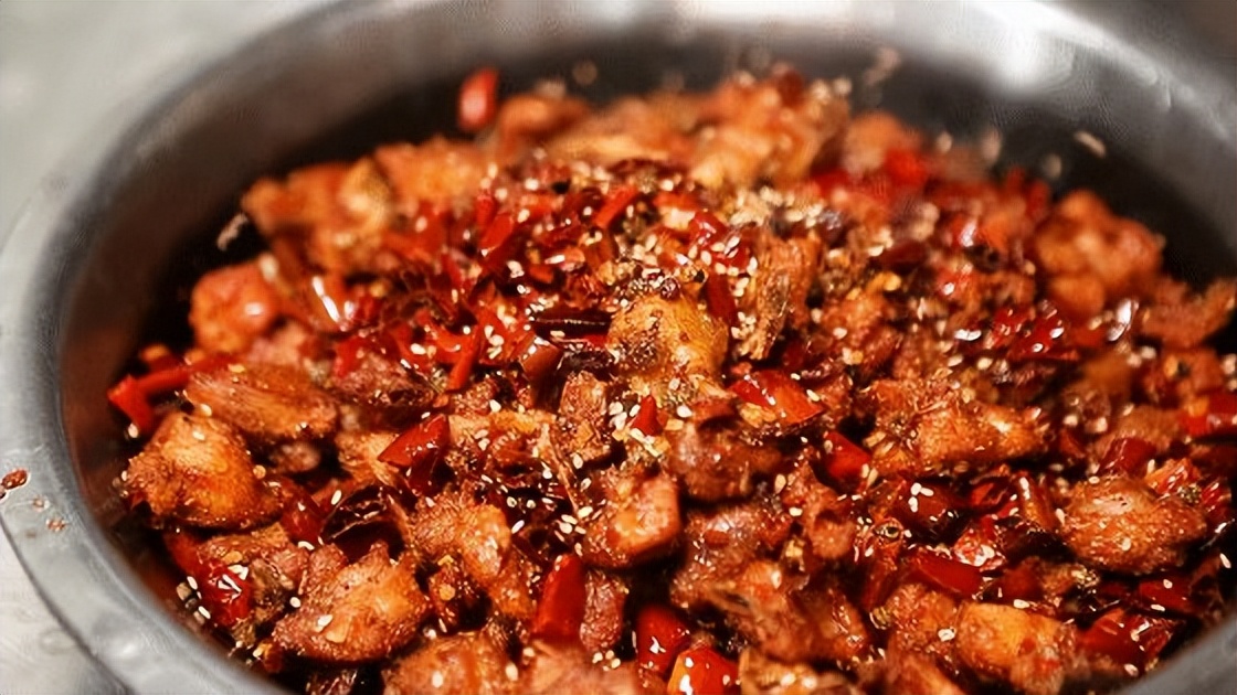 沒有火鍋和串串，川菜還能風(fēng)光起來嗎？｜案例