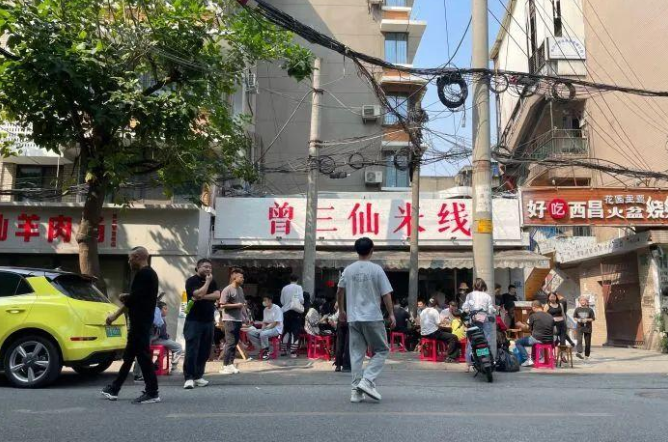 日營業(yè)額2萬的米線店，有哪些過人之處？|餐飲界