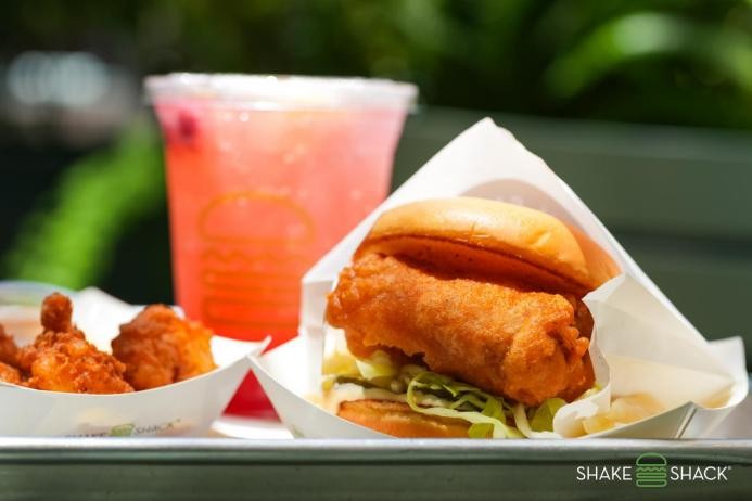 Shake Shack首添海鮮蛋白質(zhì)新品！厚切鱈魚(yú)堡與彈脆大白蝦開(kāi)啟新西蘭風(fēng)味之旅